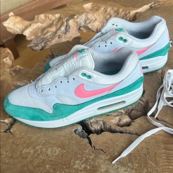 Nike Air Max 1 “Watermelon” edition - Men’s Size 10. - Picture 14 of 16